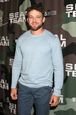 Los Angeles - 25 Şubat: Max Thieriot 25 Şubat 2020 'de Los Angeles, Ca' da Arclight Hollywood 'daki Seal Team gösteriminde