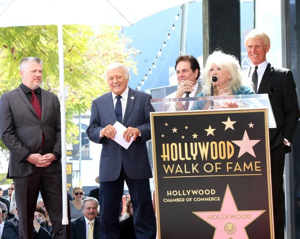 Los Angeles Feb Tony Butala Connie Stevens Lettermen Star Seremoniassa — kuvapankkivalokuva