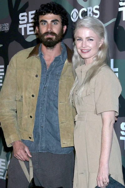 Los Angeles Feb Justin Melnick Esposa Seal Team Screening Arclight — Fotografia de Stock