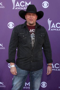 LOS ANGELES - APR 1:  Darren Warren at the 47th Annual Academy Of Country Music Awards at the MGM Garden Arena on April 1, 2012 in Las Vegas, NV