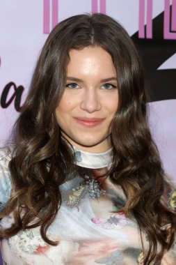 Los Angeles - 8 Mar: Bianca D 'Ambrosio 