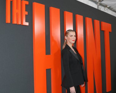 Los Angeles - Betty Gilpin 9 Mart 2020 'de Los Angeles' ta Arclight Hollywood 'daki 