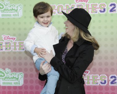 LOS ANGELES - JAN 25:  Hayden Joel Henricks, Ashley Jones at the 