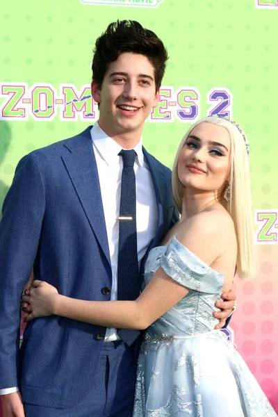 Los Angeles Jan Milo Manheim Meg Donnelly Zombies Screening Disney — Φωτογραφία Αρχείου