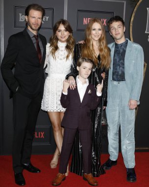 Los Angeles - 5 Şubat - Bill Heck, Emilia Jones, Jackson Robert Scott, Darby Stanchfield, Connor Jessup 