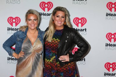 LOS ANGELES - JAN 17:  Cat and Nat at the 2020 iHeartRadio Podcast Awards at the iHeart Theater on January 17, 2020 in Burbank, CA