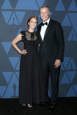 LOS ANGELES - OCT 27: Jessica Elbaum, Will Ferrell 27 Ekim 2019 'da Los Angeles' ta Dolby Tiyatrosu 'nda Vali Ödülleri' nde