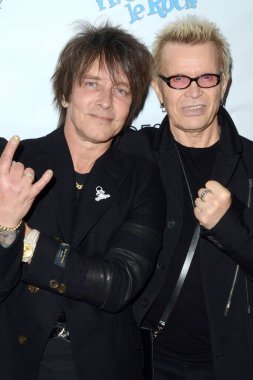 Billy Morrison, Billy Idol, Billy Morrison ve Steve Stevens 'ın 8 Kasım 2019' da Batı Hollywood, CA 'da Ken Paves Salon' da sergilediği açılır pencere sergisinde.
