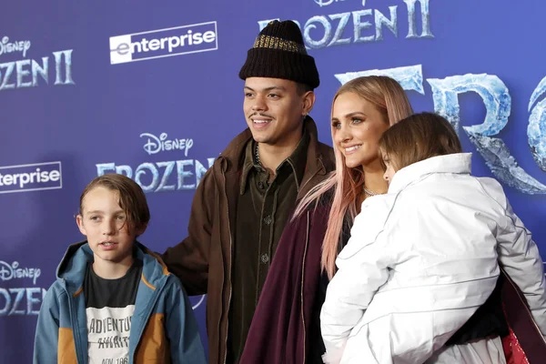 Los Angeles Nov Bronx Wentz Evan Ross Ashlee Simpson Jagger — Photo