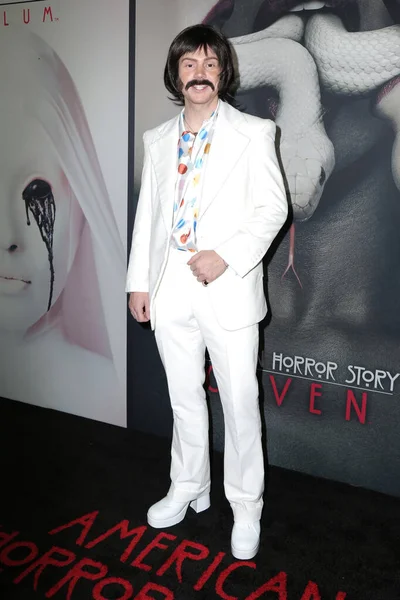 Los Angeles Oct Evan Peters American Horror Story Célébration 100E — Photo