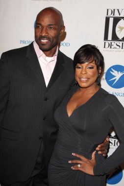 LOS ANGELES - Jay Tucker, Niecy Nash 7 Ekim 2011 'de Beverly Hilton Oteli' nde düzenlenen 2011 İlahi Tasarım Galasında