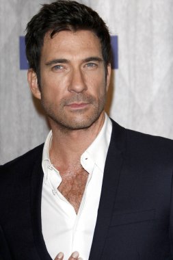 LOS ANGELES - OCT 15: Dylan McDermott Scream Ödülleri 2011 Universal Stüdyoları 'nda 15 Ekim 2011' de,