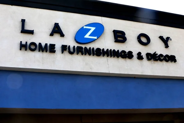 Los Angeles Apr Lazboy Store Businesses Closed Temporarily Due Covid — Stock Photo, Image