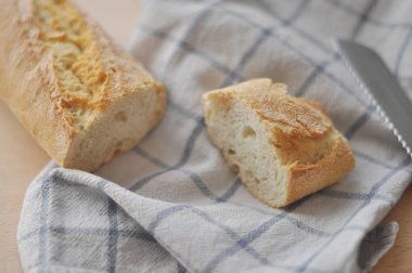 Ekmek üzerine bir mutfak bezi