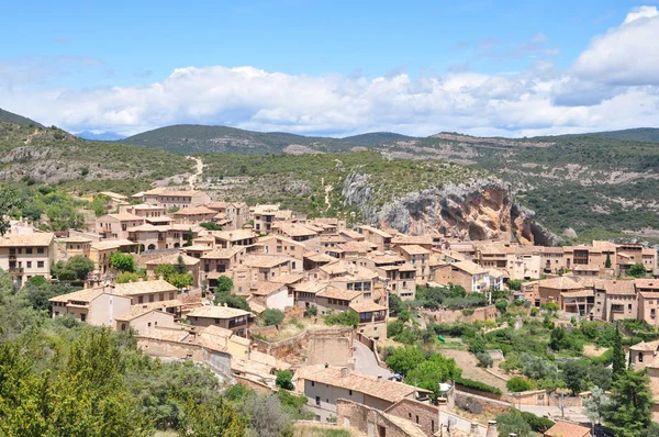 Gamla hus i staden av Alquezar — Stockfoto