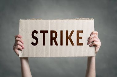 İşçileri Greve gidiyor