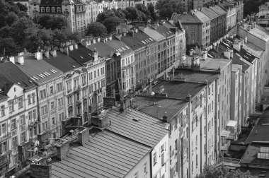 Praguehouses ve çatıları