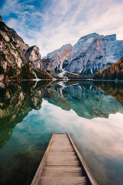 Herrliche Aussicht Auf Den Pragser Wildsee Den Schönsten See Südtirols — Stockfoto