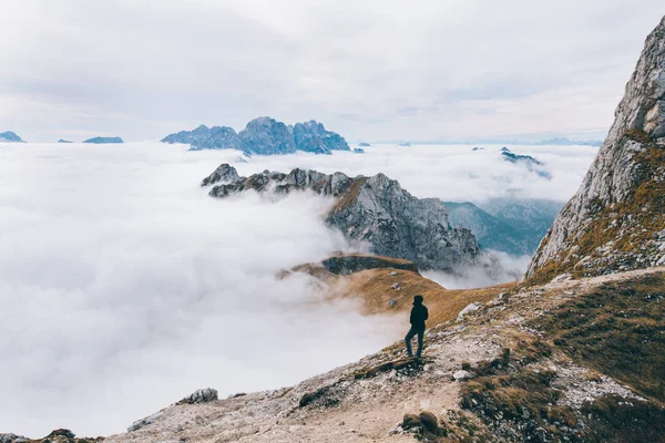 Person Standing Enjoying View — Stock Photo, Image