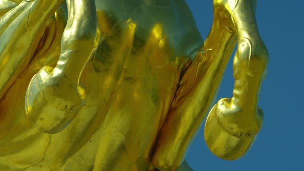 Goldener Райтер Золотий Кавалер Кінна Статуя Серпня Сильні Дрезден Саксонія — стокове відео