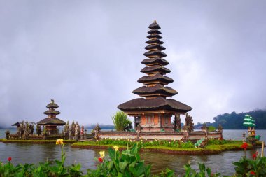 Yaz Bali
