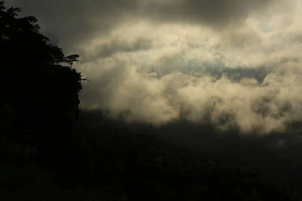 Mist  on cliff in Thailand — Stock Photo, Image