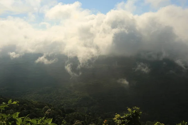 Mist  on cliff in Thailand — Stock Photo, Image