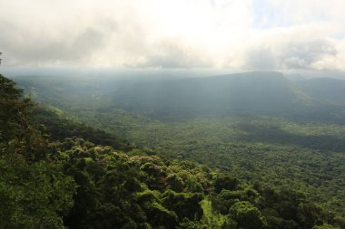 Tayland cliff üzerinde sis