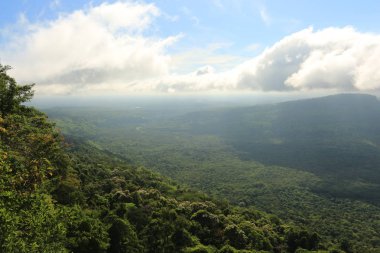 Tayland cliff üzerinde sis