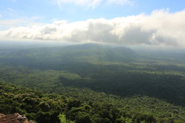 Tayland cliff üzerinde sis
