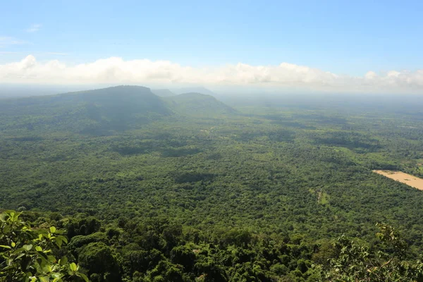 Nebel auf Klippe in Thailand — Stockfoto