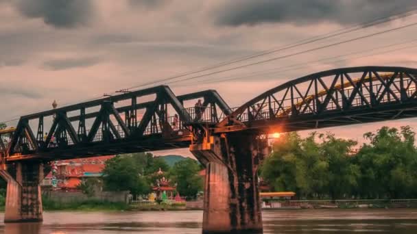 Zaman Sukut Kwai Nehri Köprüde Ölüm Demiryolu Köprüsü Kinci Dünya — Stok video