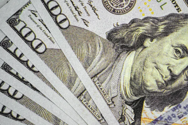 堆叠100美元钞票 — 图库照片