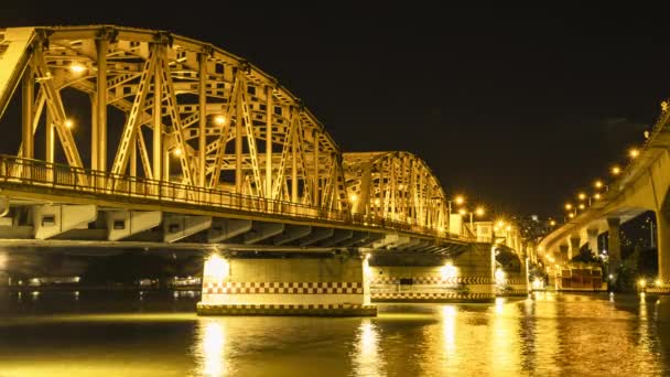 Stadtverkehr Auf Krung Thep Brücke Night Krung Thep Brücke Befindet — Stockvideo