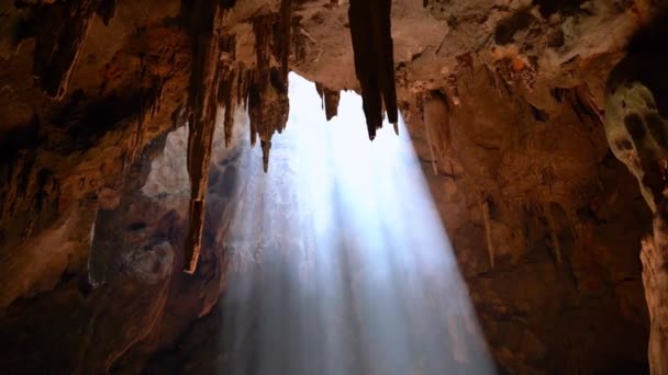 Luz Caverna Natureza Atração Turística Maravilhosa Tailândia Lugar Caverna Khao — Vídeo de Stock