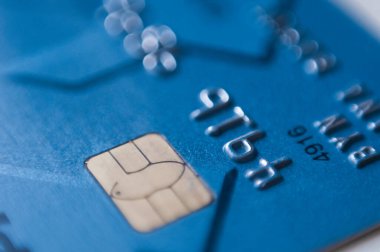 Cep Telefonu Sim Kartı Çipi Arka Grubunda İzole Edildi