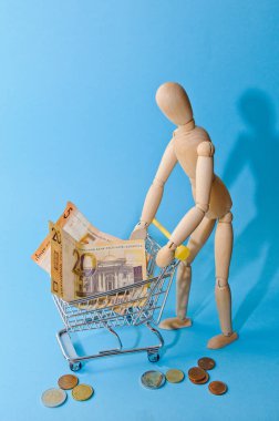 Tahta adam ve paralı bloklar, vergiler, görevler, ithamlar