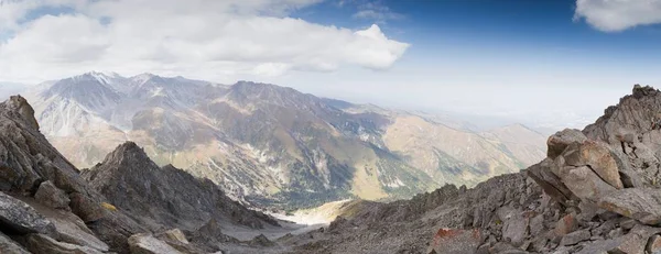 Gran pico de Almaty — Foto de Stock