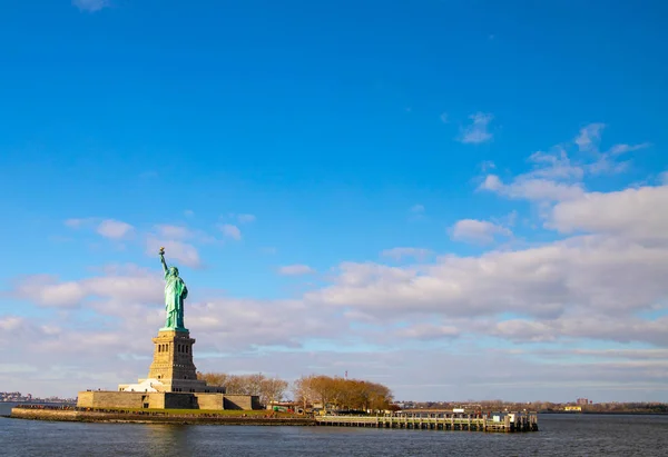 Statue of Liberty in New York, USA .The copper statue. November ,2018 — ストック写真