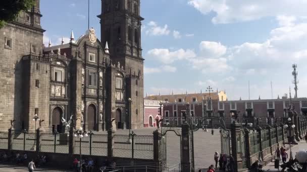Katedrála Města Puebla Mexiku Lidmi — Stock video