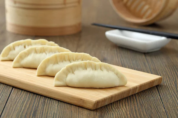 Stuffed homemade dumplings — Stock Photo, Image