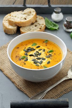 tabakta sebze çorbası