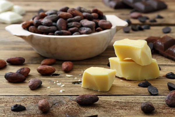 Raw cocoa butter — Stock Photo, Image