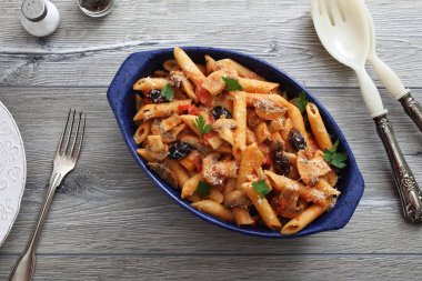 domates soslu makarna