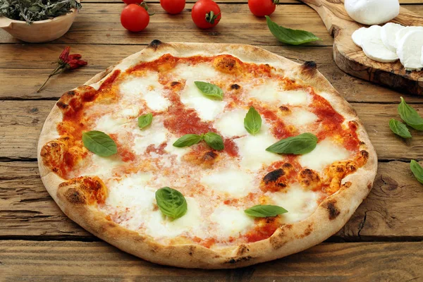 美味的自制的披萨 — 图库照片