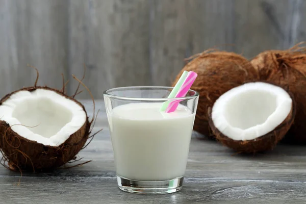 Coconut milk in glass — Stock Photo, Image