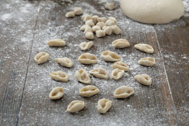 pişmemiş makarna çeşitleri 