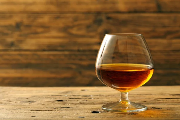 Alkoholhaltig Dryck Glas Rustika Bakgrunden — Stockfoto
