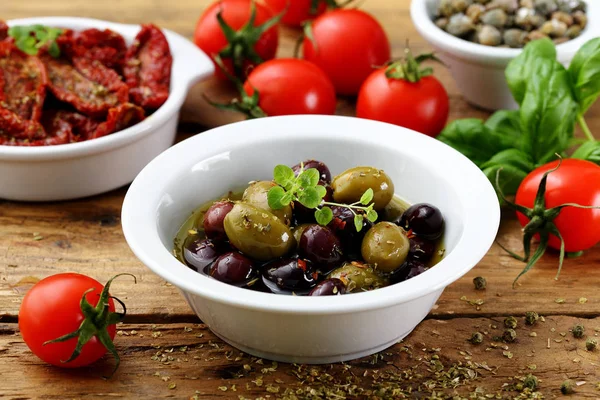 Mediterranean Food Tapas Olives Rustic Background — Stock Photo, Image