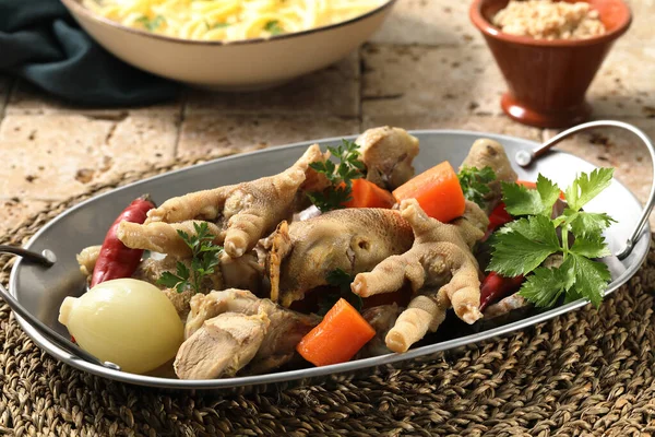 Gekochtes Huhn Metallpfanne — Stockfoto